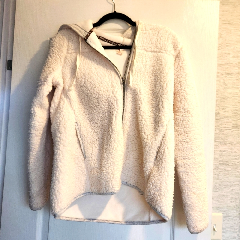 Mossimo Women's sherpa size M EUC